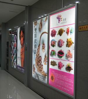 商場(chǎng)廣告燈箱制作，商場(chǎng)燈箱